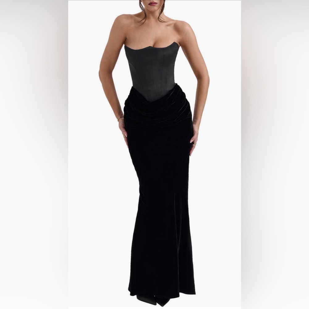HOUSE OF CB Persephone Black Velvet Strapless Corset Maxi Dress NWOT